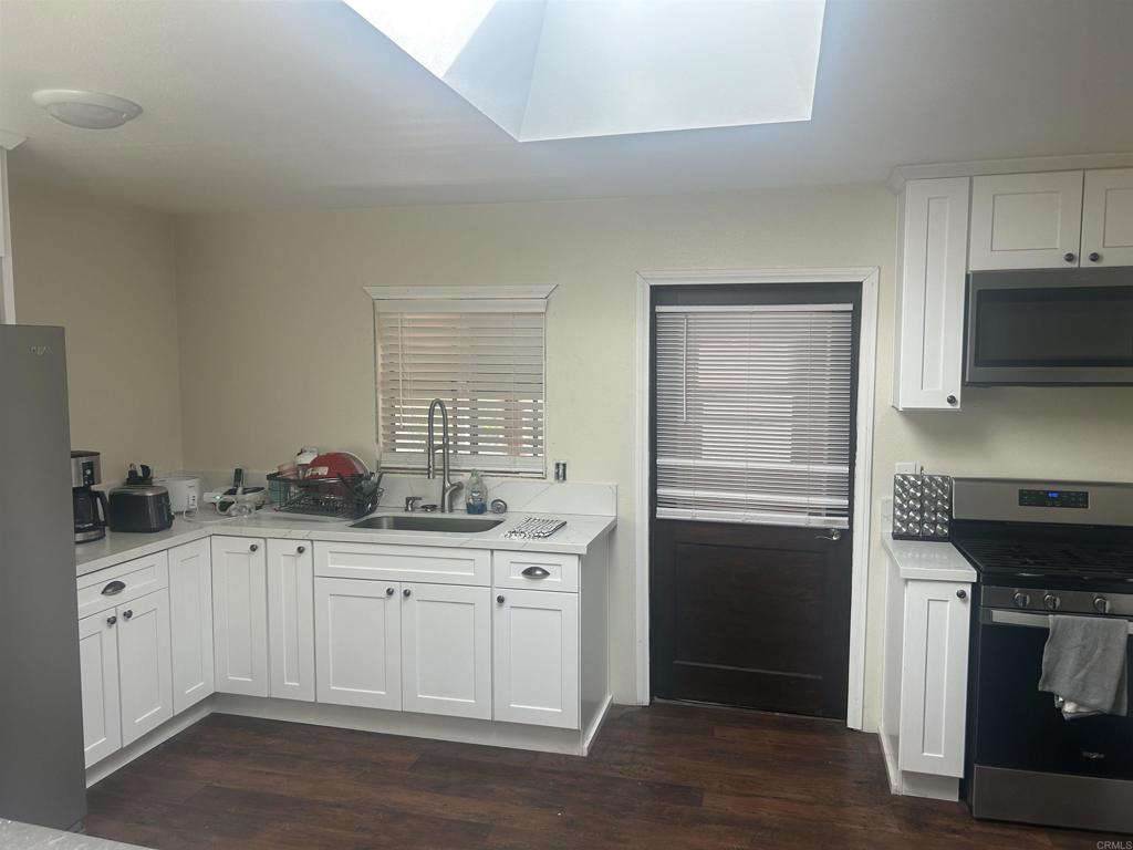 41885 Lemon Street Property Photo 11