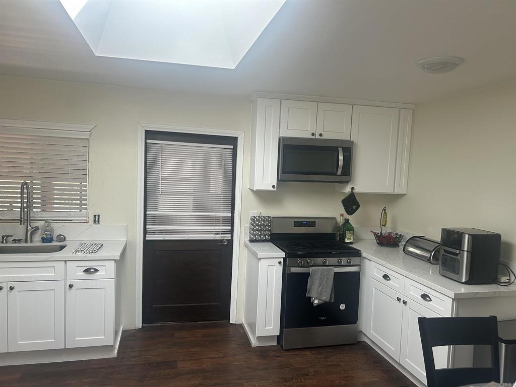 41885 Lemon Street Property Photo 12