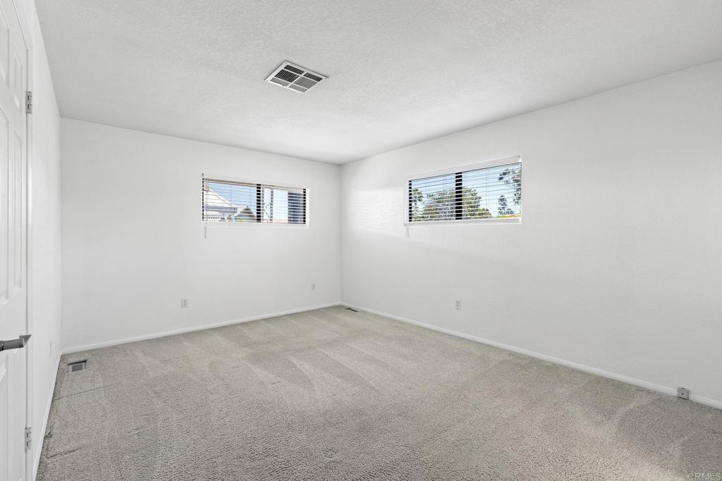 525 W El Norte Parkway 140 Property Photo 14