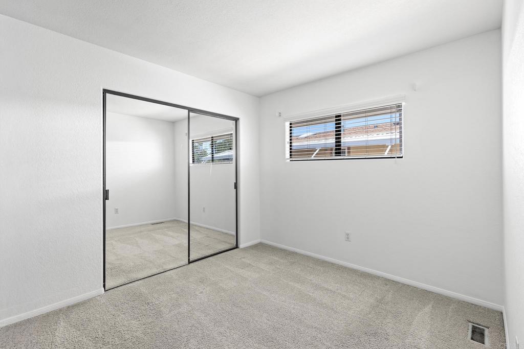 525 W El Norte Parkway 140 Property Photo 15