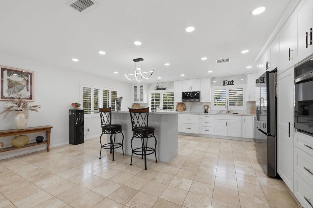 10629 Meadow Glen Way E Property Photo 10