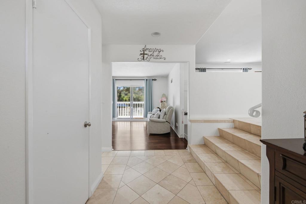 10629 Meadow Glen Way E Property Photo 17