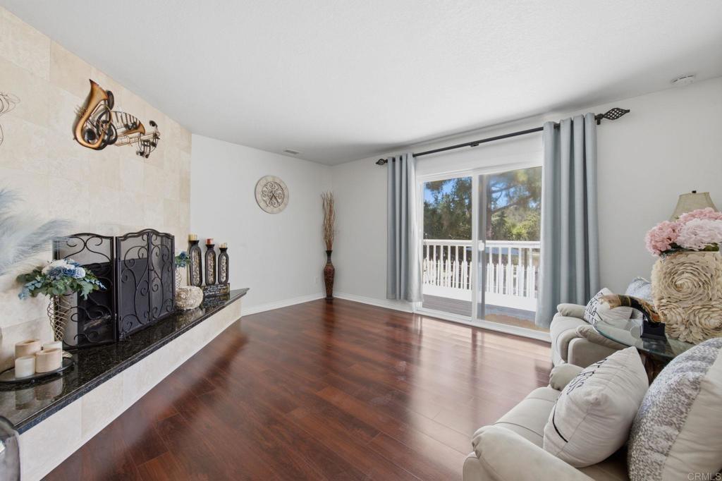 10629 Meadow Glen Way E Property Photo 19