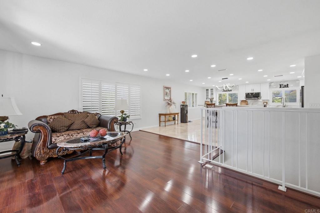 10629 Meadow Glen Way E Property Photo 22