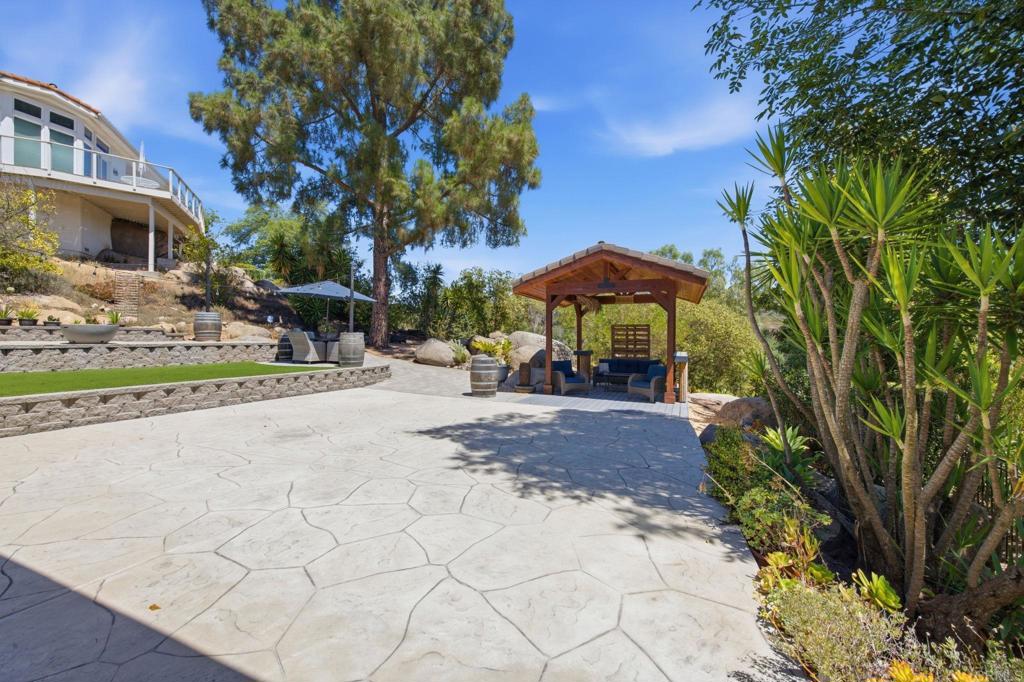 10629 Meadow Glen Way E Property Photo 39