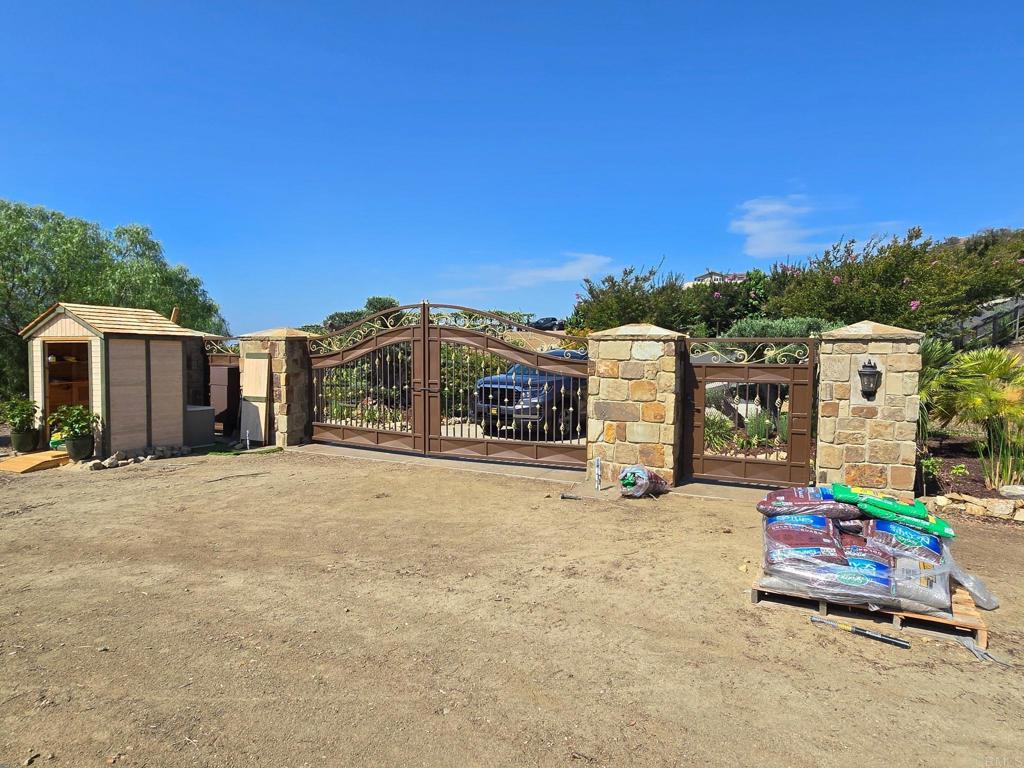3752 Monserate Place Property Photo 11