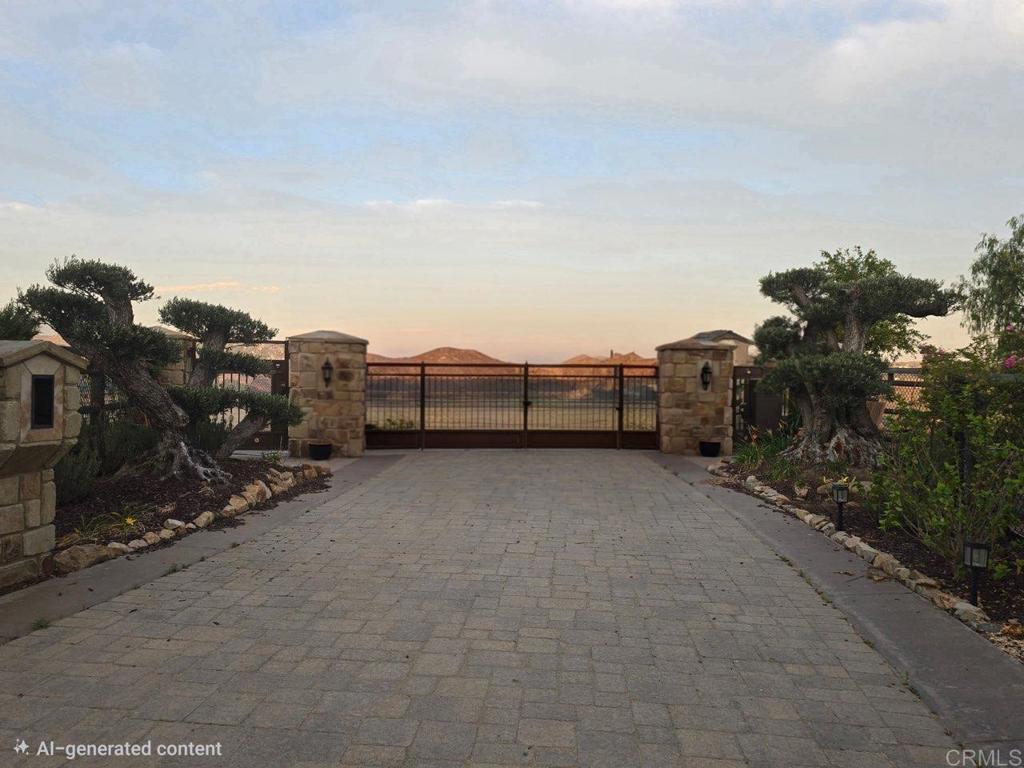 3752 Monserate Place Property Photo 12