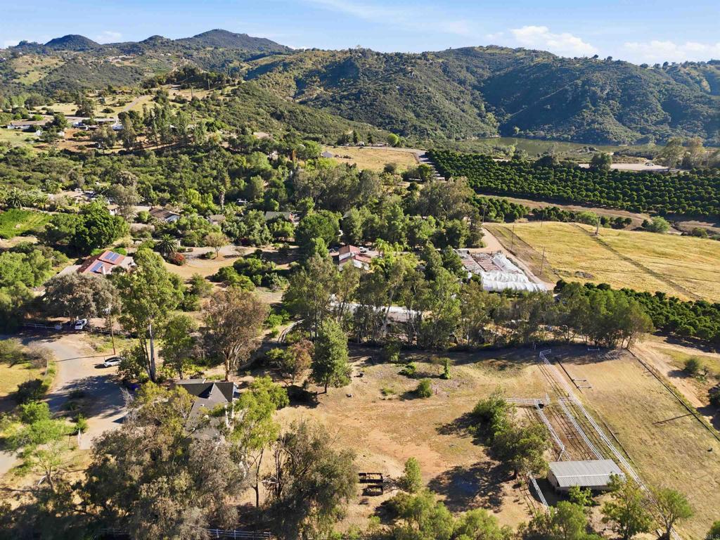 11955 Sky View Drive Property Photo 7