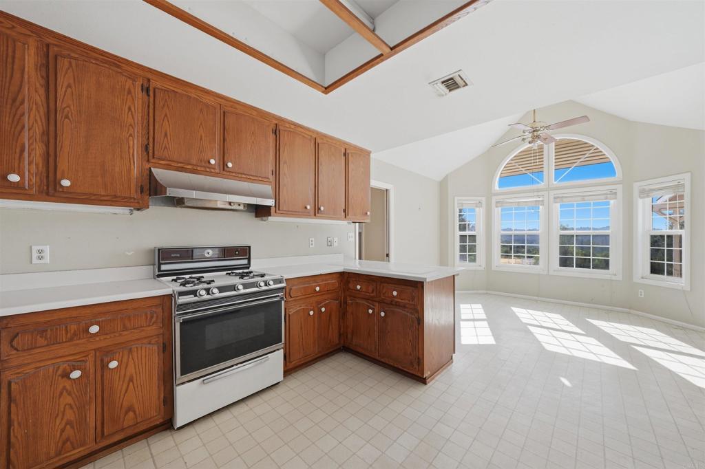 11955 Sky View Drive Property Photo 19