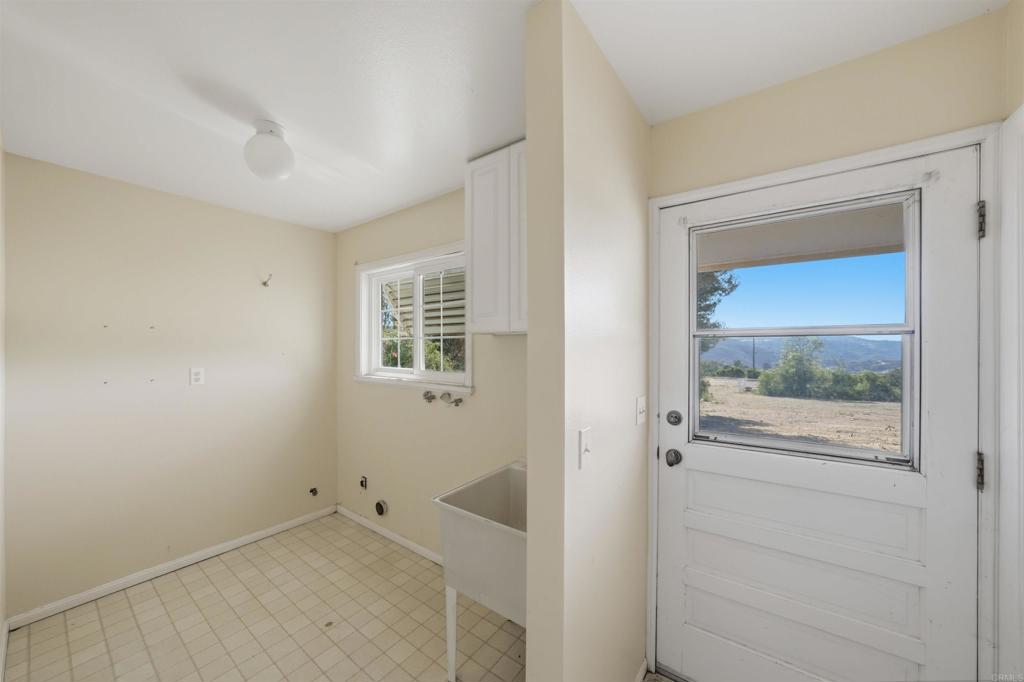 11955 Sky View Drive Property Photo 41