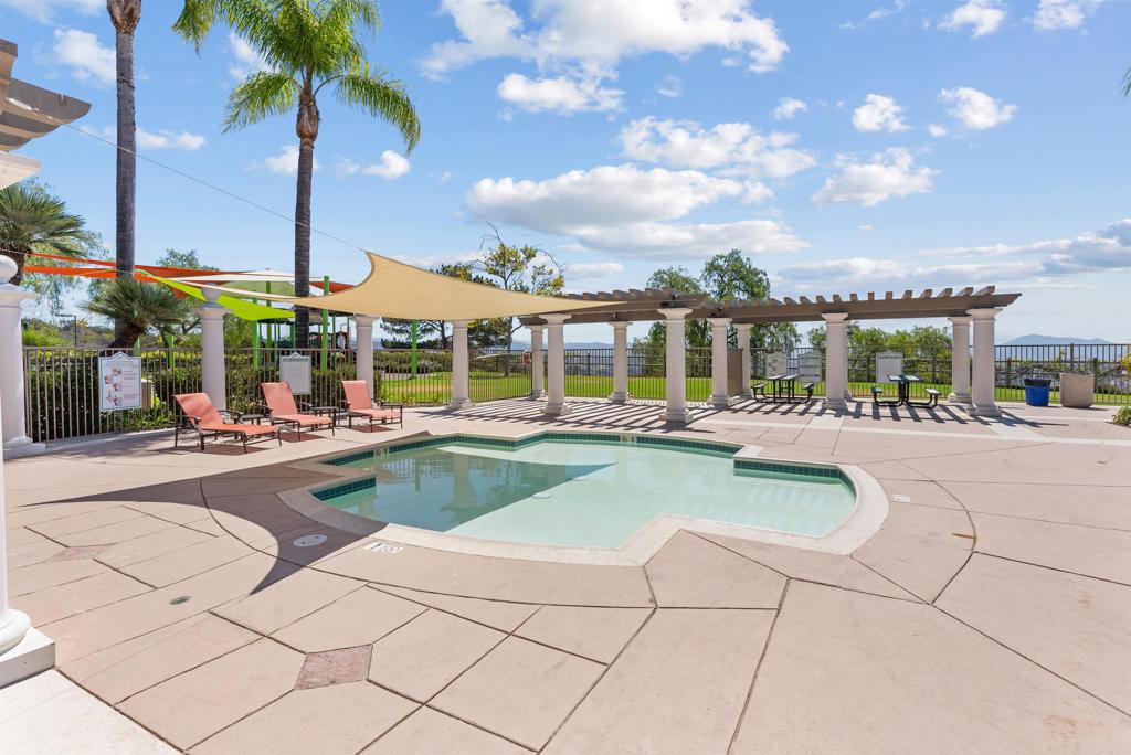 2462 Bear Rock Gln Property Photo 58