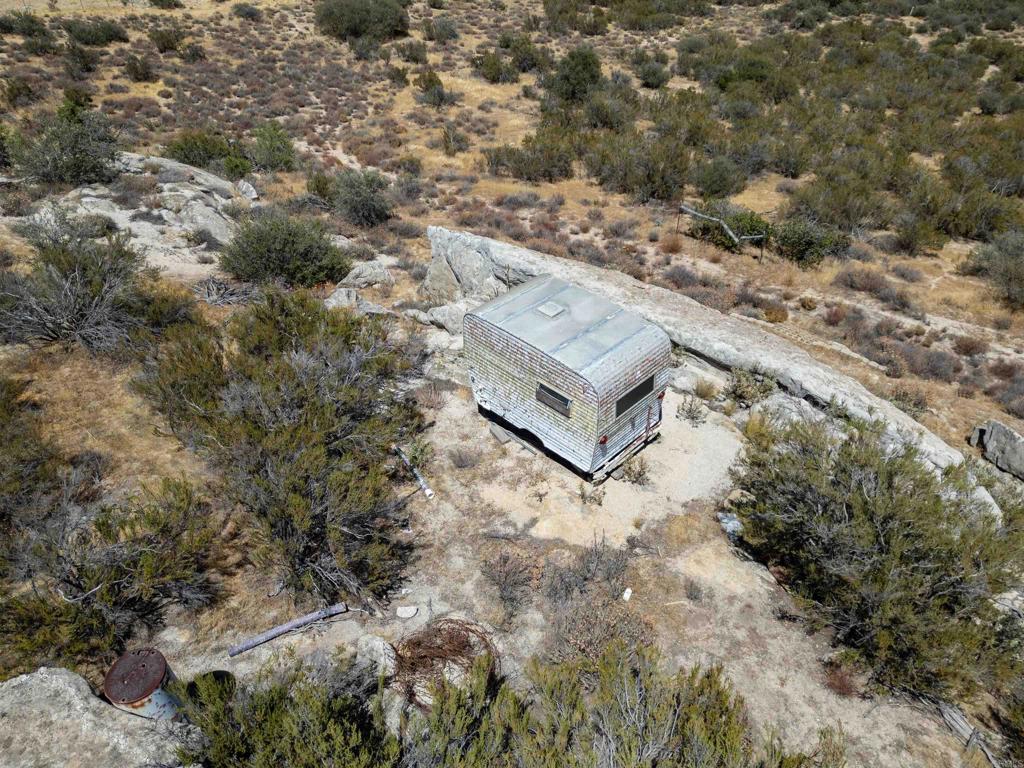 2655 Ribbonwood Road Property Photo 6