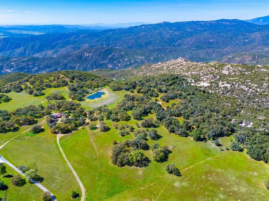 25258 Black Canyon Road Property Photo 1