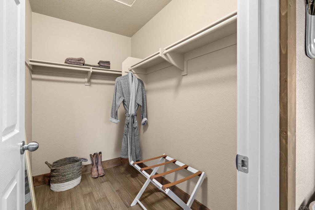 25258 Black Canyon Road Property Photo 33
