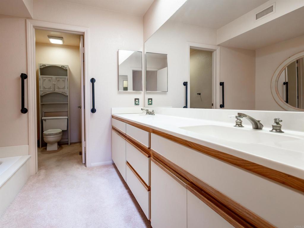 4683 Desert Vista Drive Property Photo 14