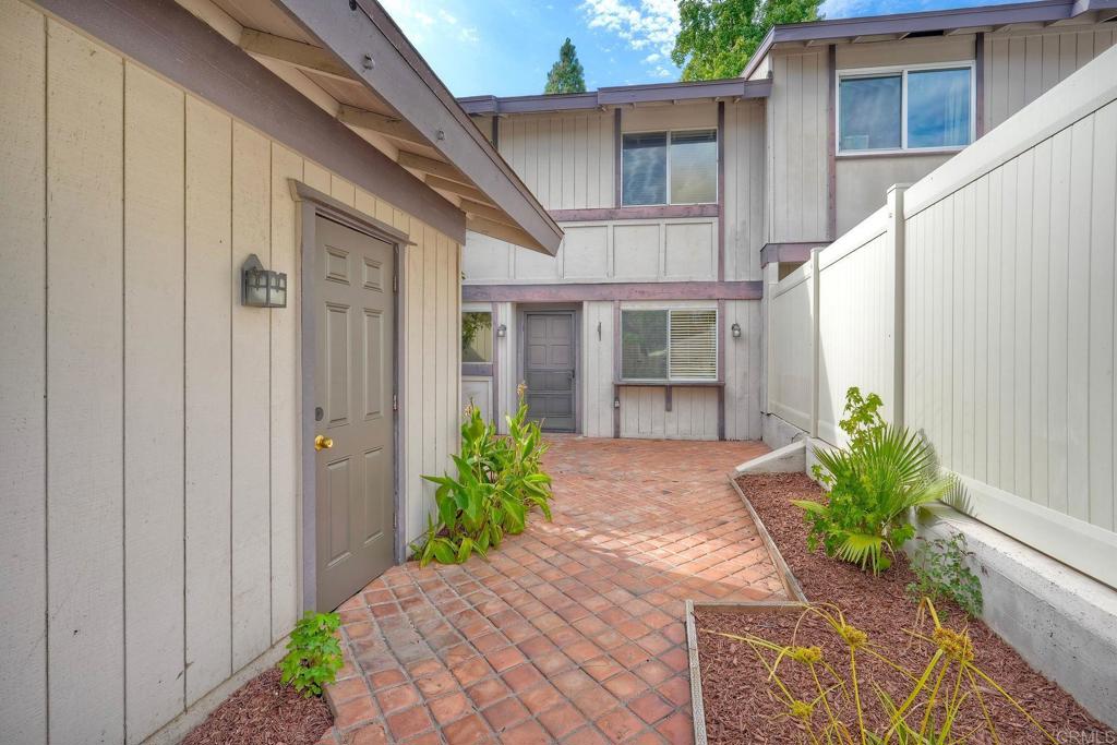 17346 Ruette Abeto Property Photo 3
