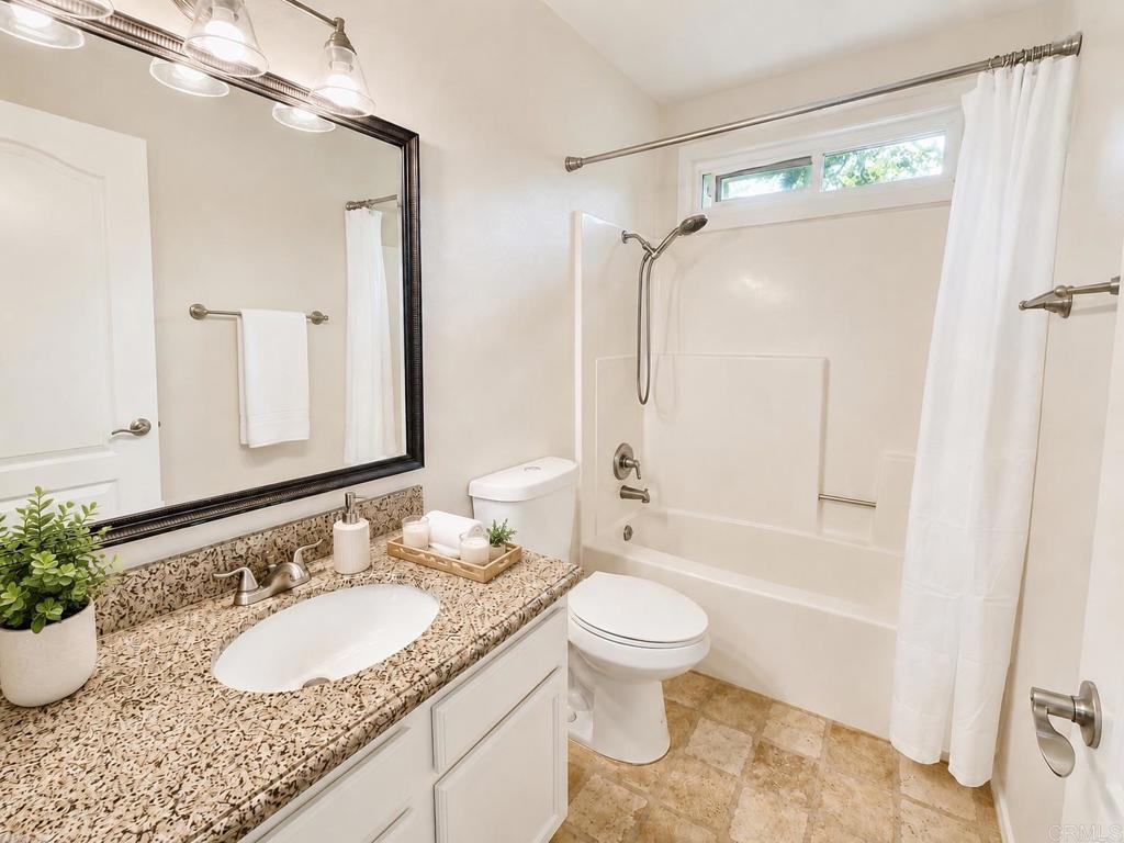 502 Calle Montecito 18 Property Photo 16