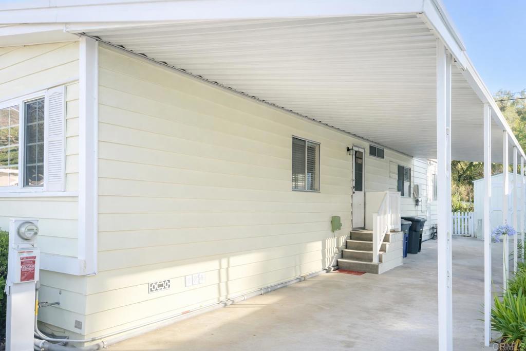 8975 Lawrence Welk Drive Spc 2 Property Photo 4