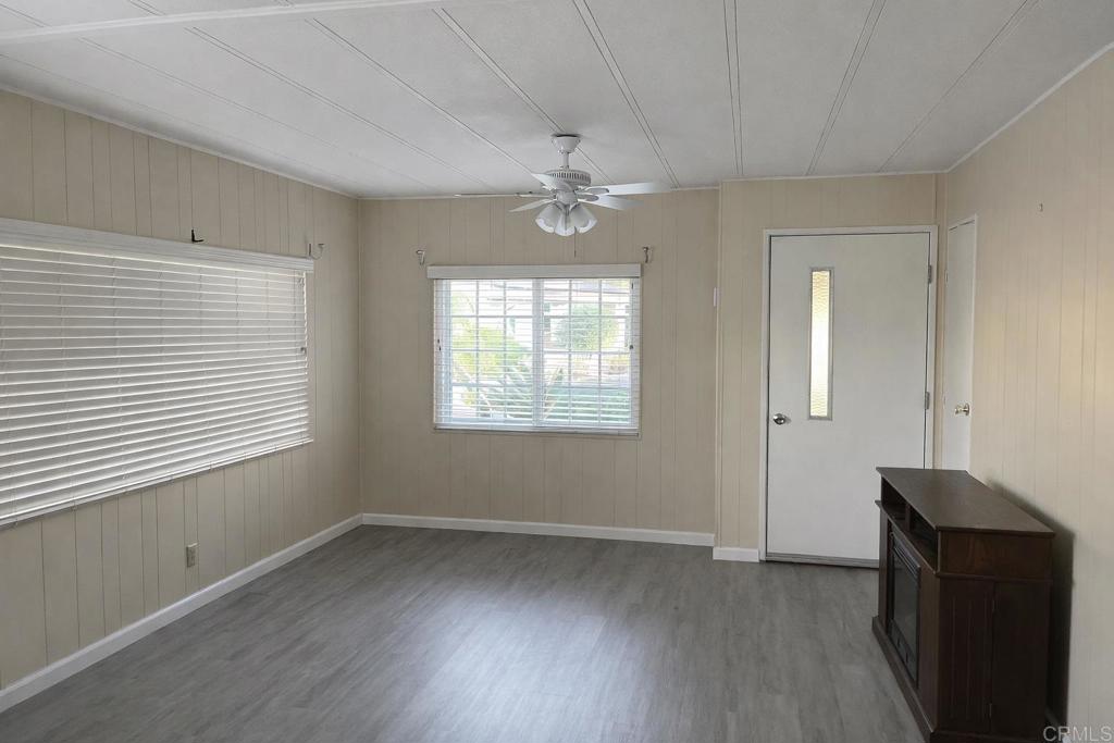 8975 Lawrence Welk Drive Spc 2 Property Photo 8