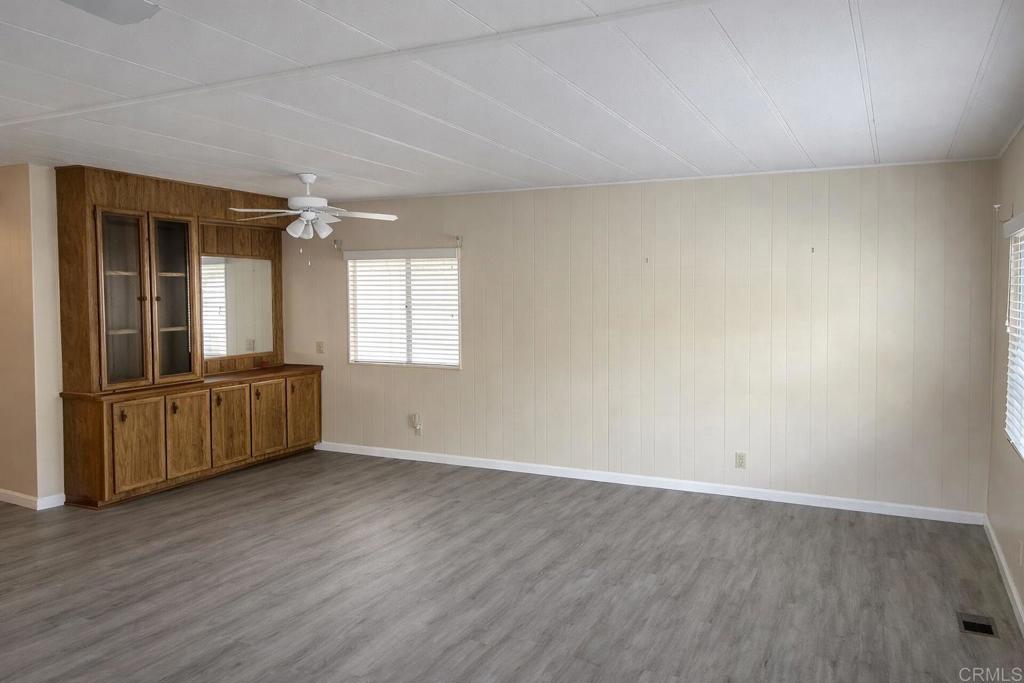 8975 Lawrence Welk Drive Spc 2 Property Photo 9
