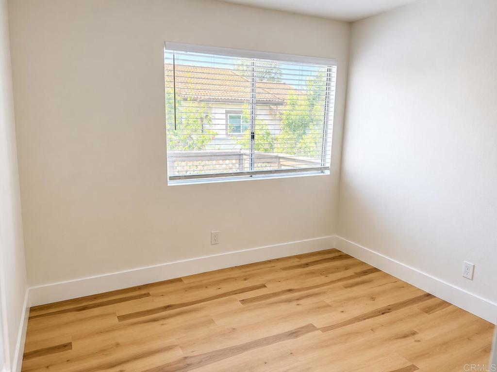 10258 Norma Gardens Dr 4 Property Photo 12