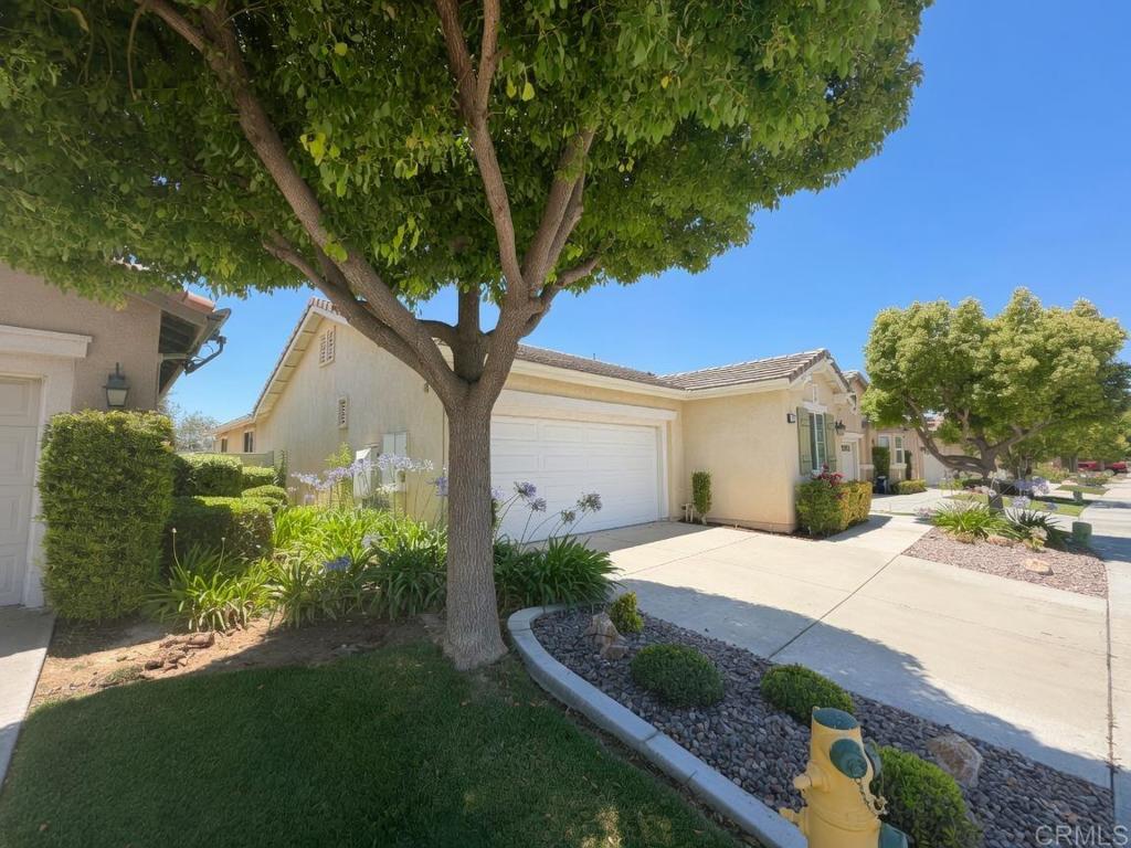 367 Shining Rock Property Photo 2