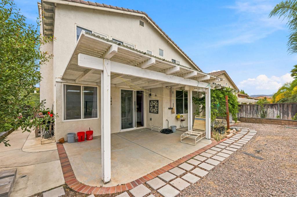 46145 Via La Colorada Property Photo 4