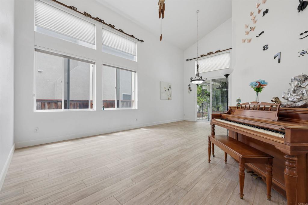 46145 Via La Colorada Property Photo 10