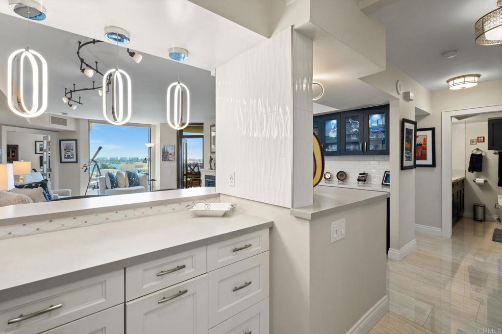 500 W Harbor Drive 1108 Property Photo 17