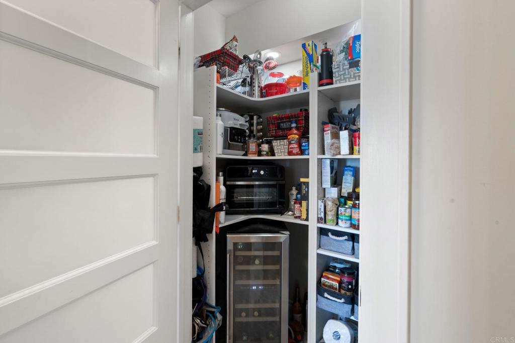 500 W Harbor Drive 1108 Property Photo 18