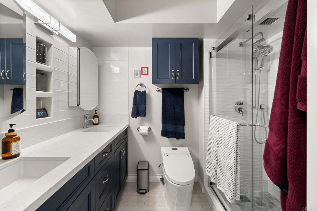 500 W Harbor Drive 1108 Property Photo 28