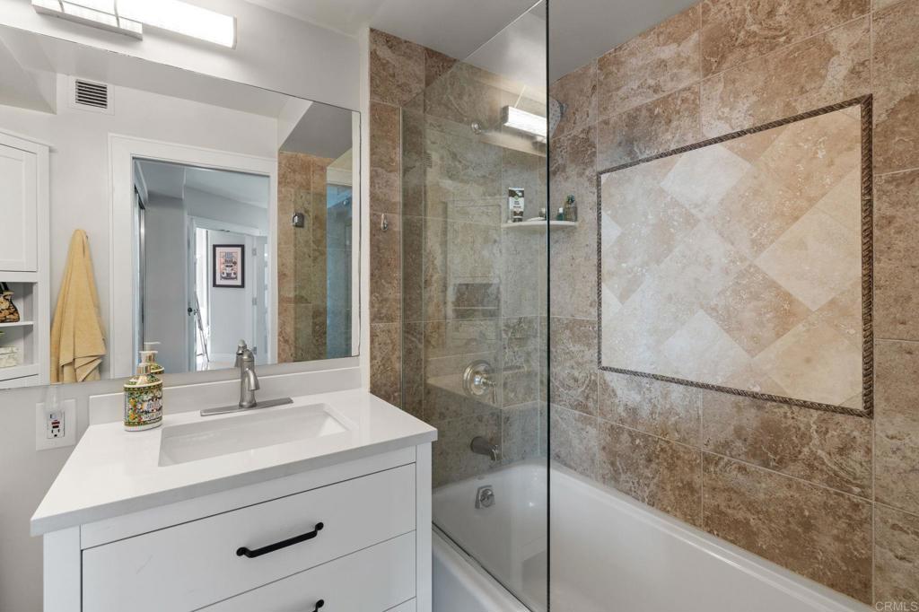 500 W Harbor Drive 1108 Property Photo 31