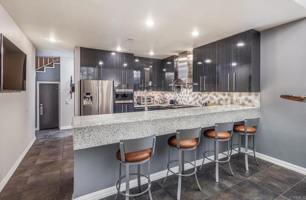 7487 Via De Fortuna Property Photo 4