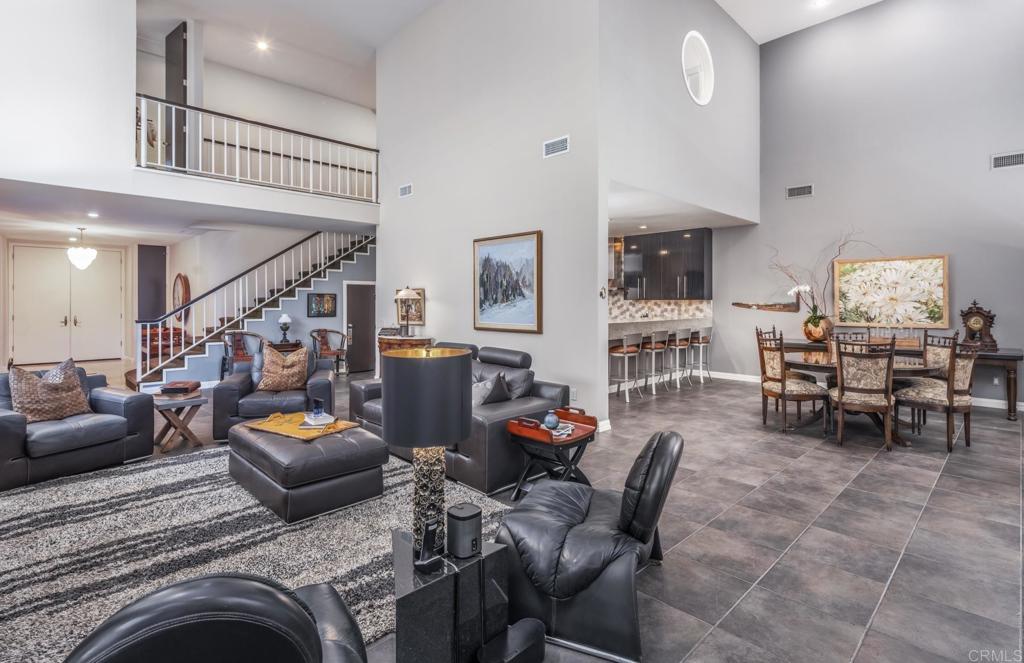 7487 Via De Fortuna Property Photo 9