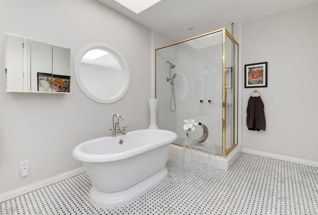 7487 Via De Fortuna Property Photo 14
