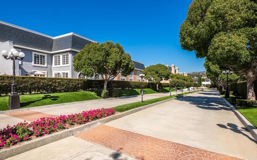 7487 Via De Fortuna Property Photo 32