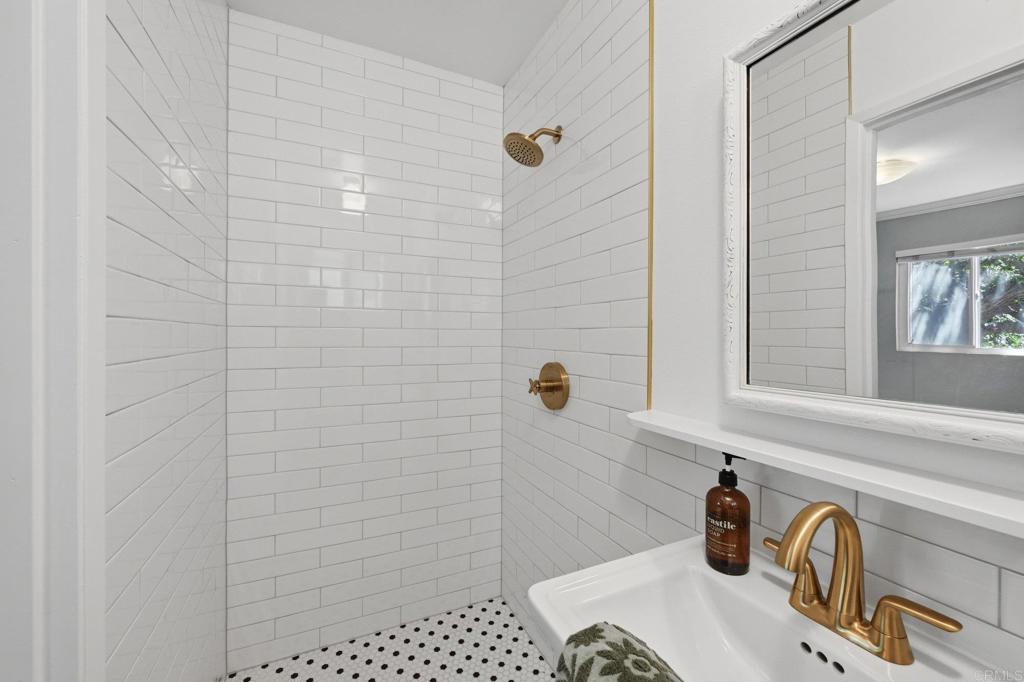 755 Peggy Drive Property Photo 19