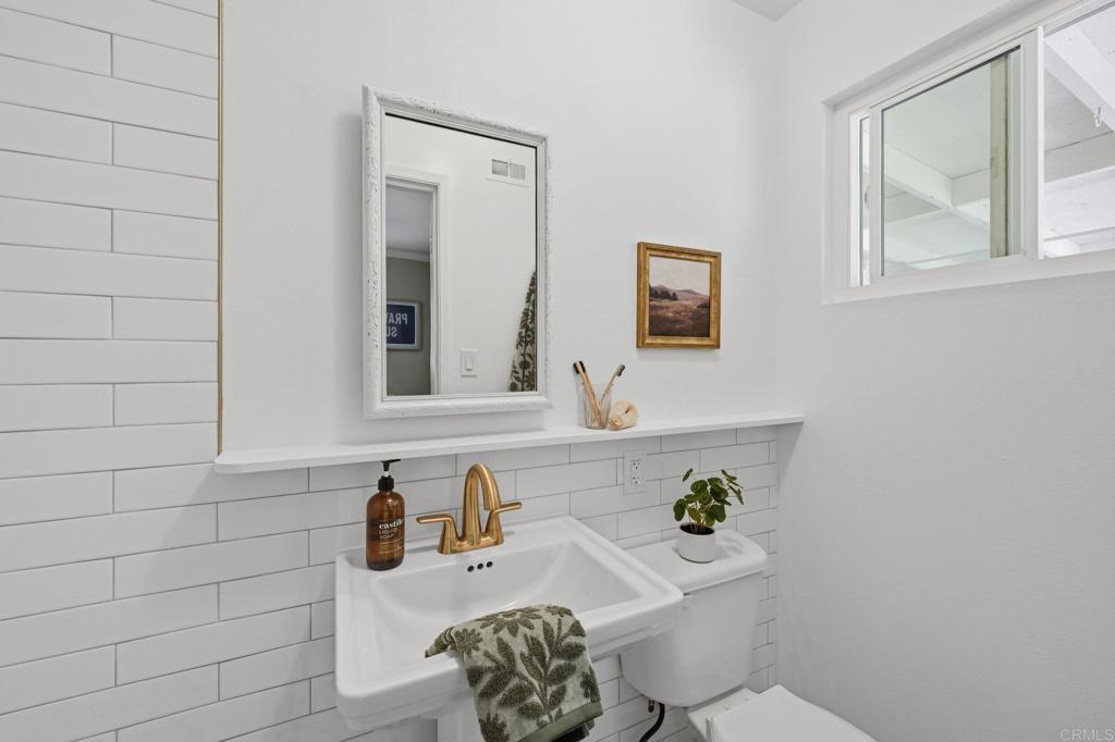 755 Peggy Drive Property Photo 20