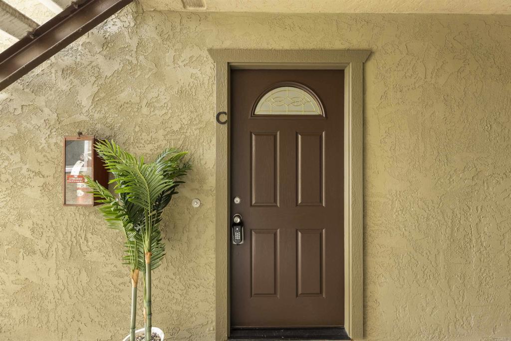 156 Avenida Descanso C Property Photo 4