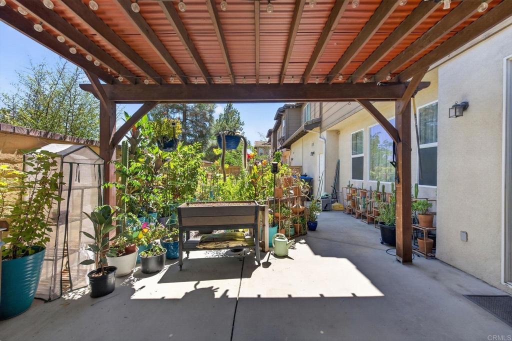 41524 Blue Canyon Avenue 3 Property Photo 26