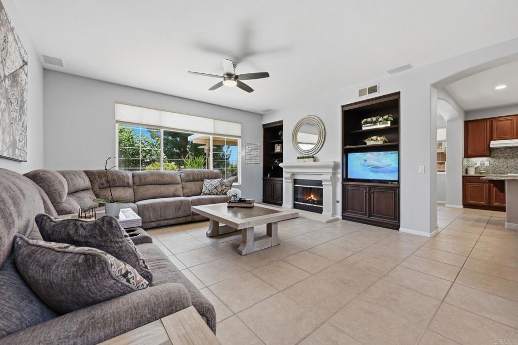 41645 Cypress Point Way Property Photo 10