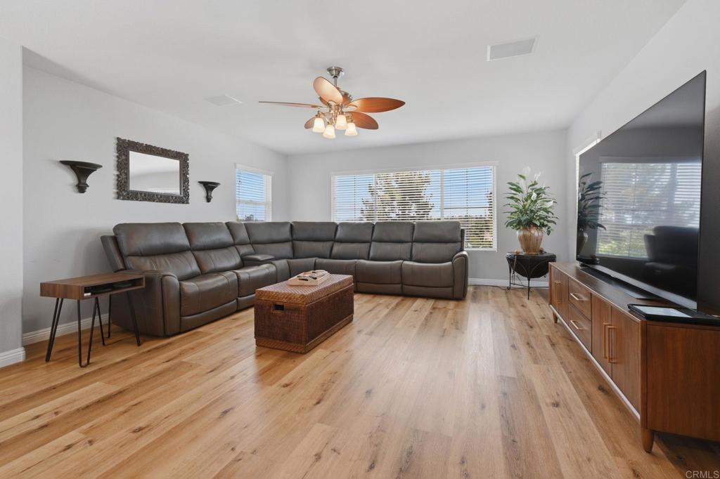 41645 Cypress Point Way Property Photo 29