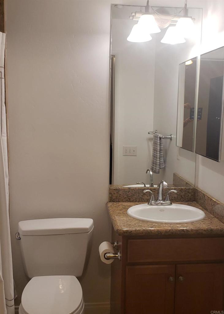 366 Forward Street E Property Photo 17
