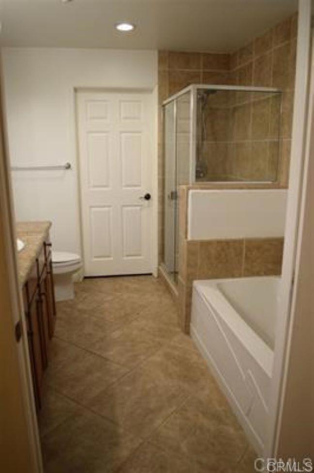 366 Forward Street E Property Photo 23