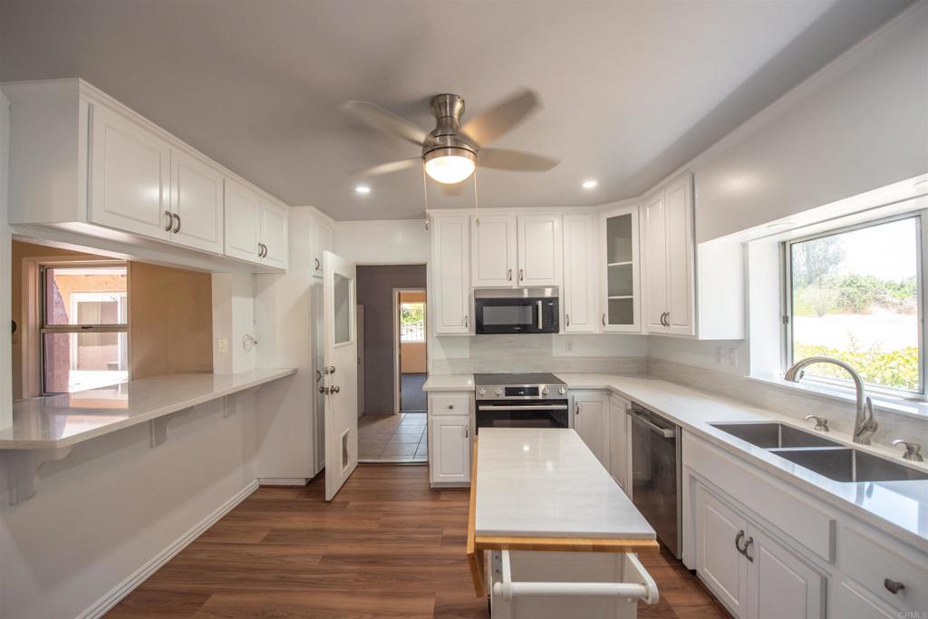 30270 Miller Road Property Photo 14