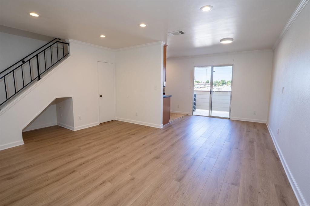 569 E Street 14 Property Photo 15