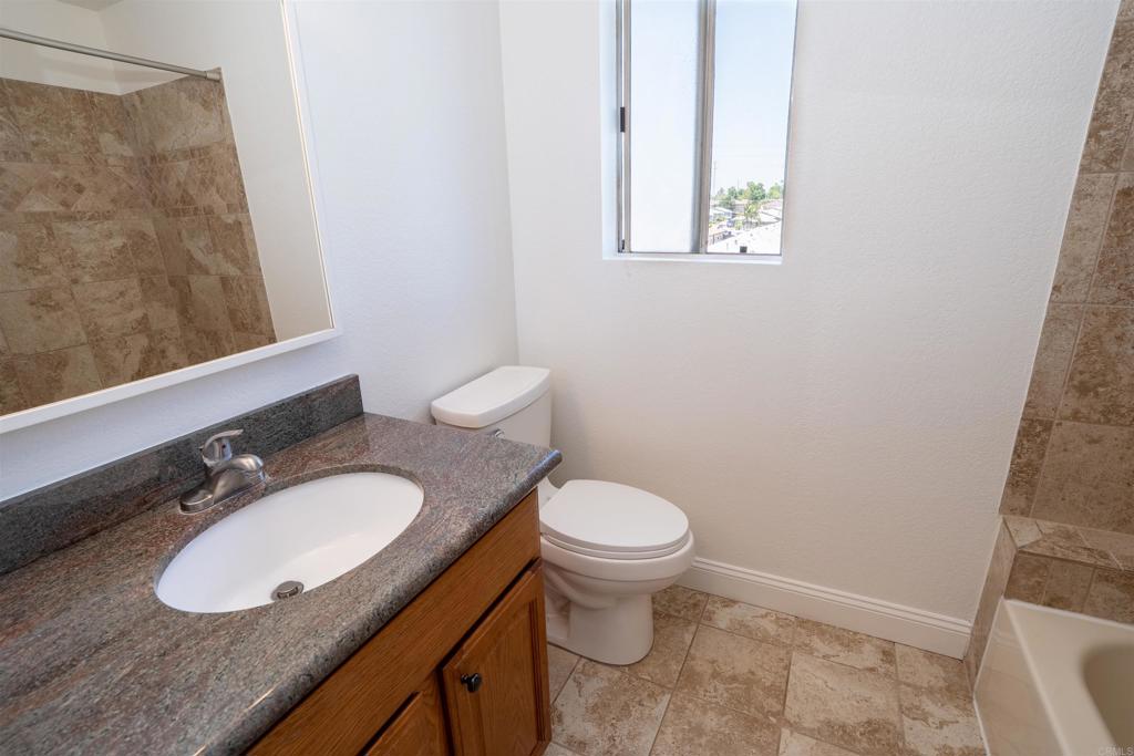 569 E Street 14 Property Photo 32