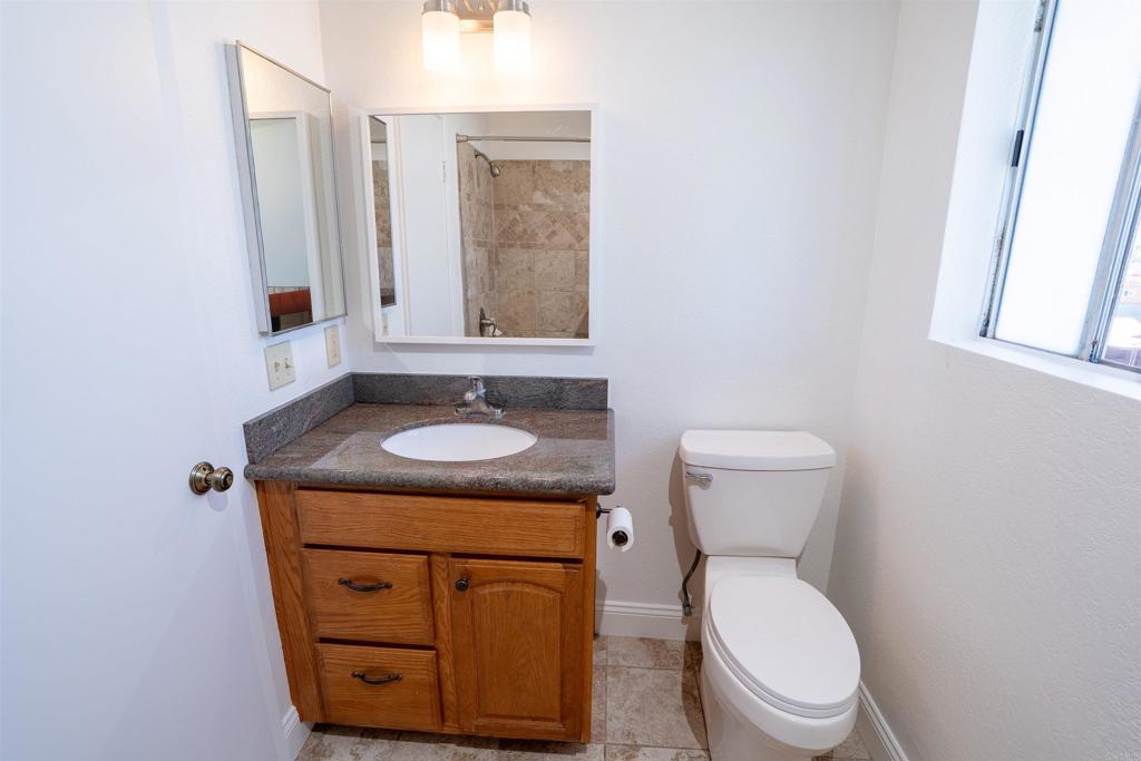 569 E Street 14 Property Photo 34