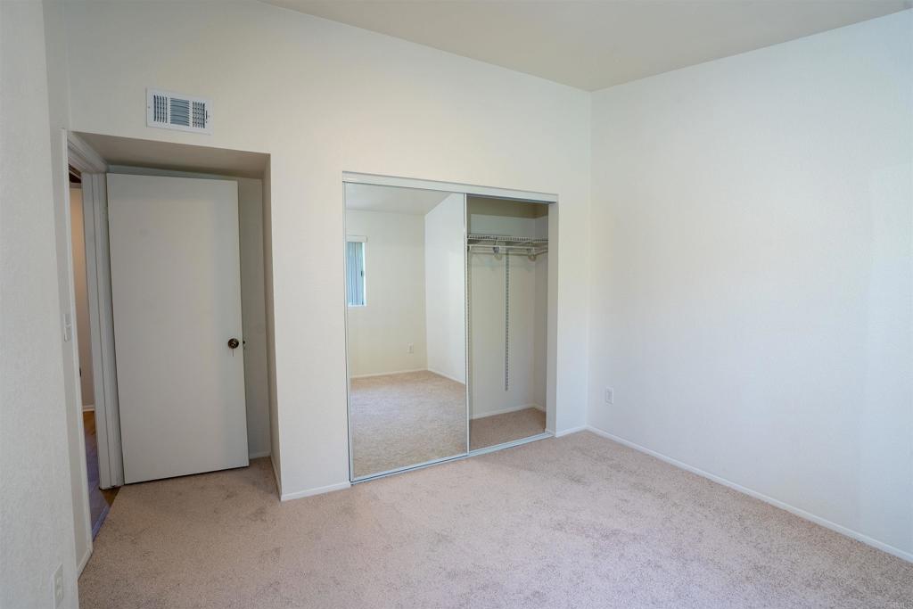 569 E Street 14 Property Photo 39