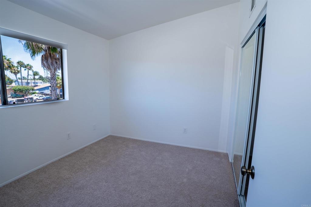 569 E Street 14 Property Photo 40
